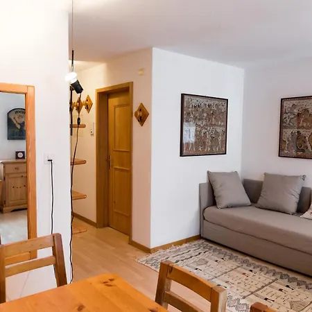 Apartment Chesa Tschierv - Celerina *